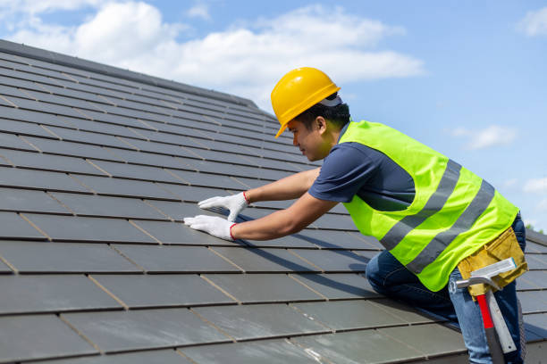 Best Commercial Roofing Services  in Gordon Heights, NY
